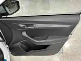 Photo 16 - Škoda Karoq