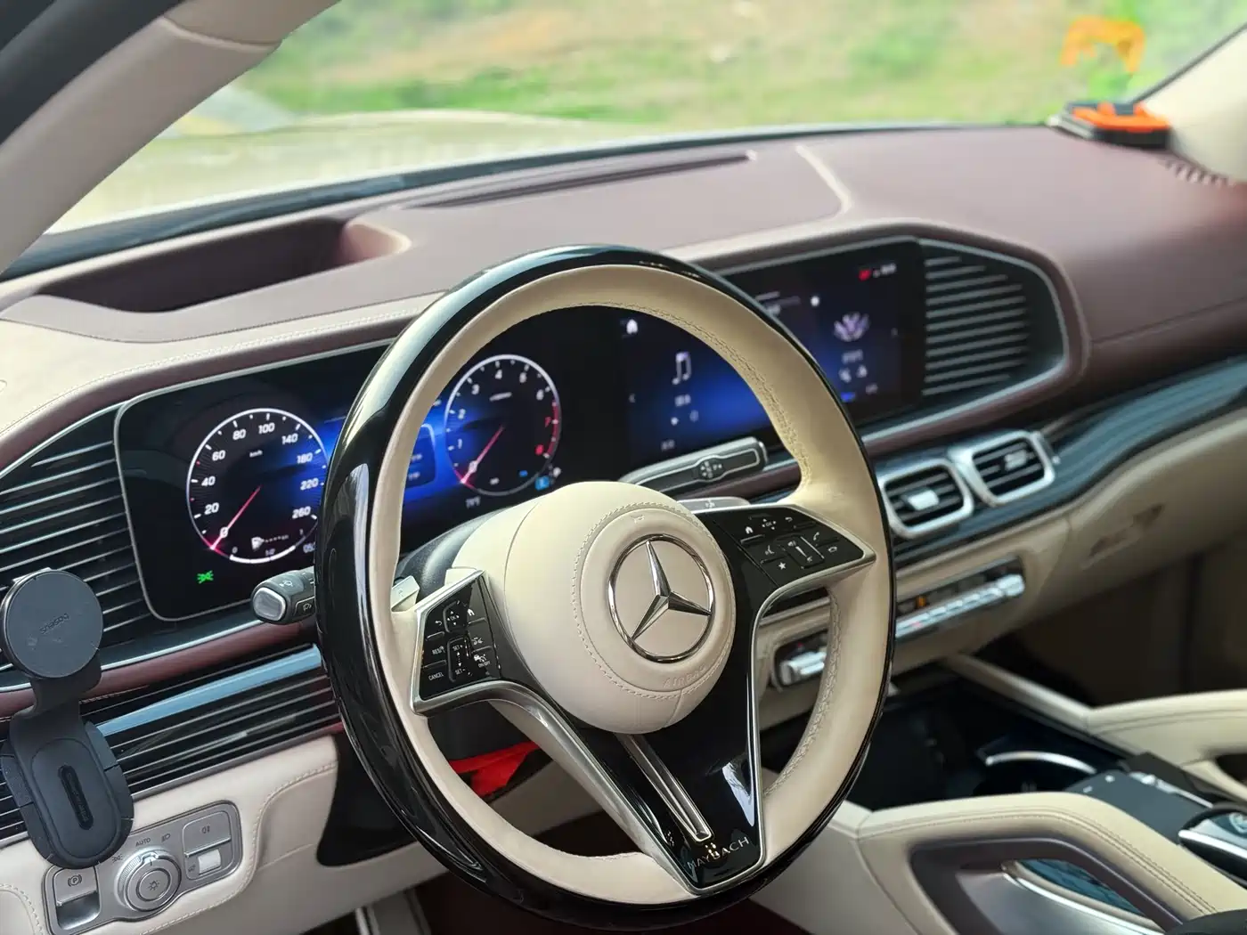 Mercedes-Benz GLS 2024 Model GLS 450 4MATIC Luxury фото 4