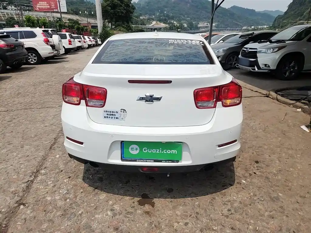 Chevrolet Malibu 2013 2.0L Automatic Luxury Edition фото 6