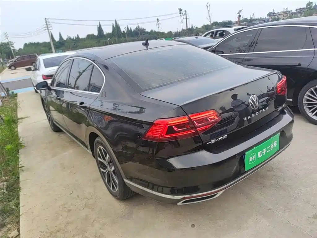 Volkswagen Magotan 2020 330TSI DSG Leading фото 5