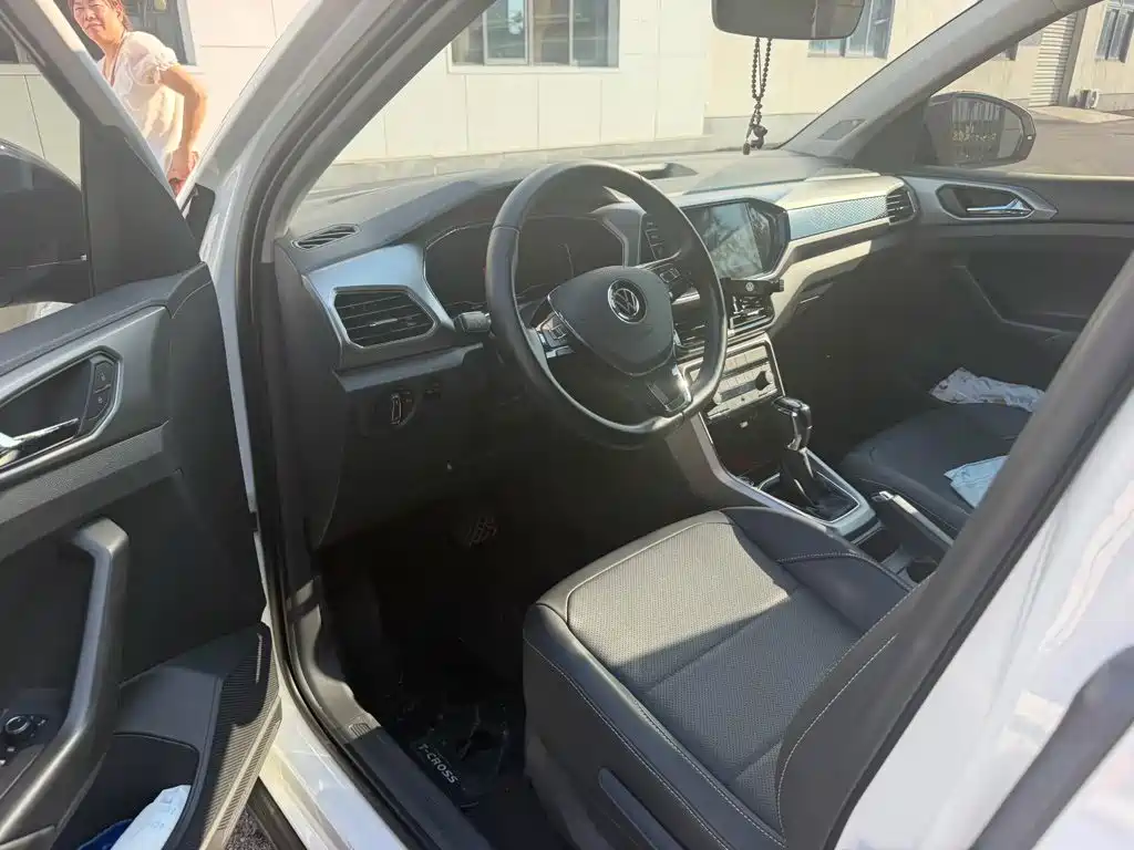 Volkswagen T-Cross 2023 2022 280TSI DSG Luxury Edition