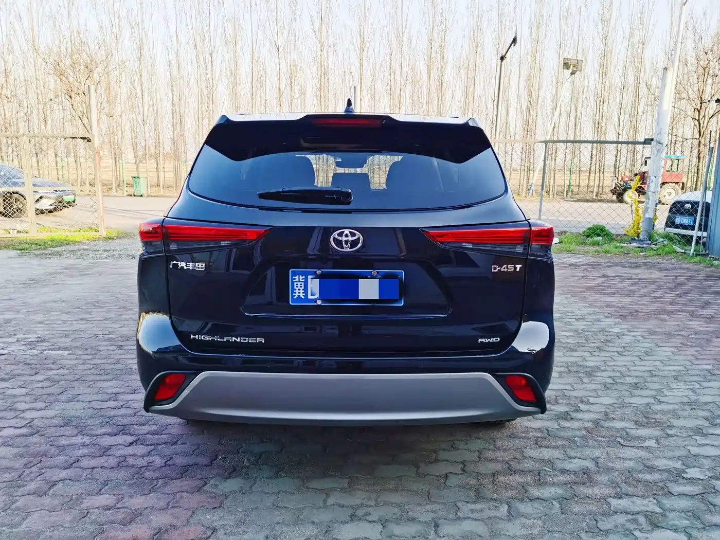 Toyota Highlander 2022 380T 4WD Premium 7-Seater фото 4