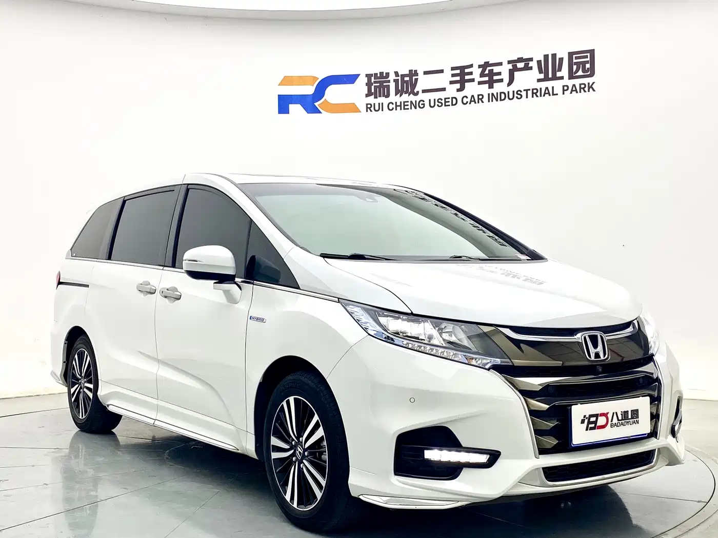 Фото 3 - Honda Odyssey