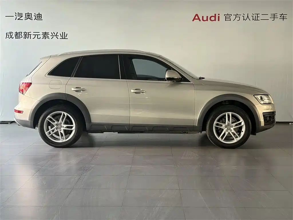 Audi Q5 2018 Collector's Edition 40 TFSI Technology фото 3
