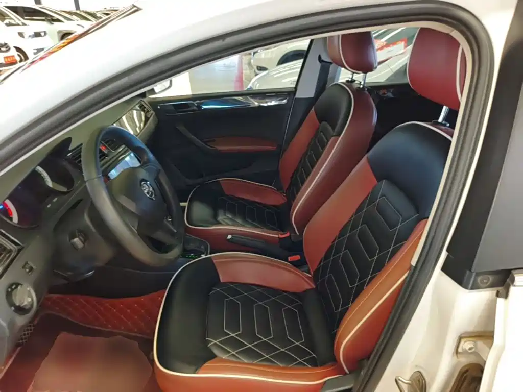Škoda Skoda Rapid Spaceback 2019 2019 Facelift 1.5L Automatic Standard Version China VI