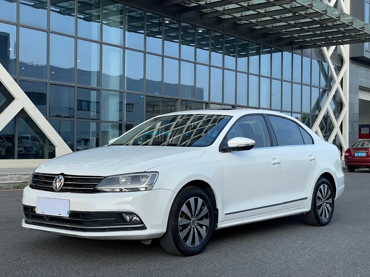 Volkswagen Sagitar 2017 1.6L Automatic Comfort