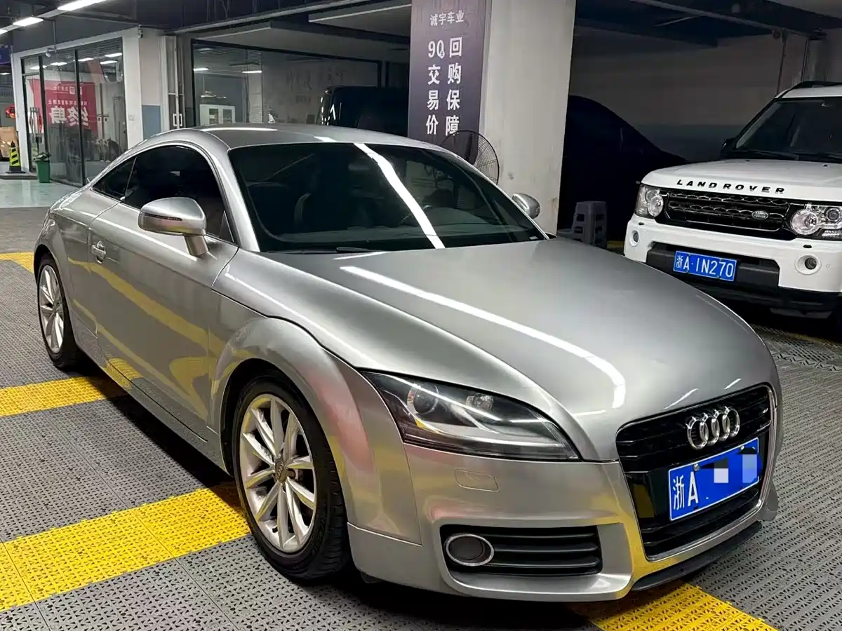 Фото 3 - Audi TT