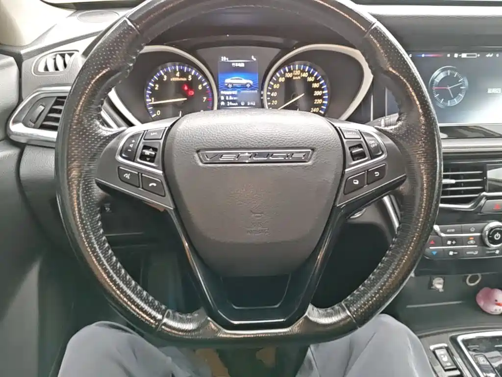 Venucia T90 2018 2017 2.0L CVT Leading Edition