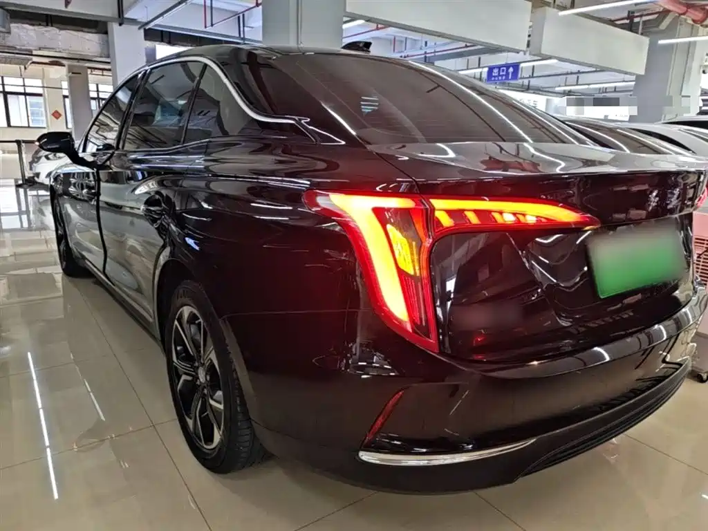 Hongqi E-QM5 2021 Charging Flag Joy Edition фото 5