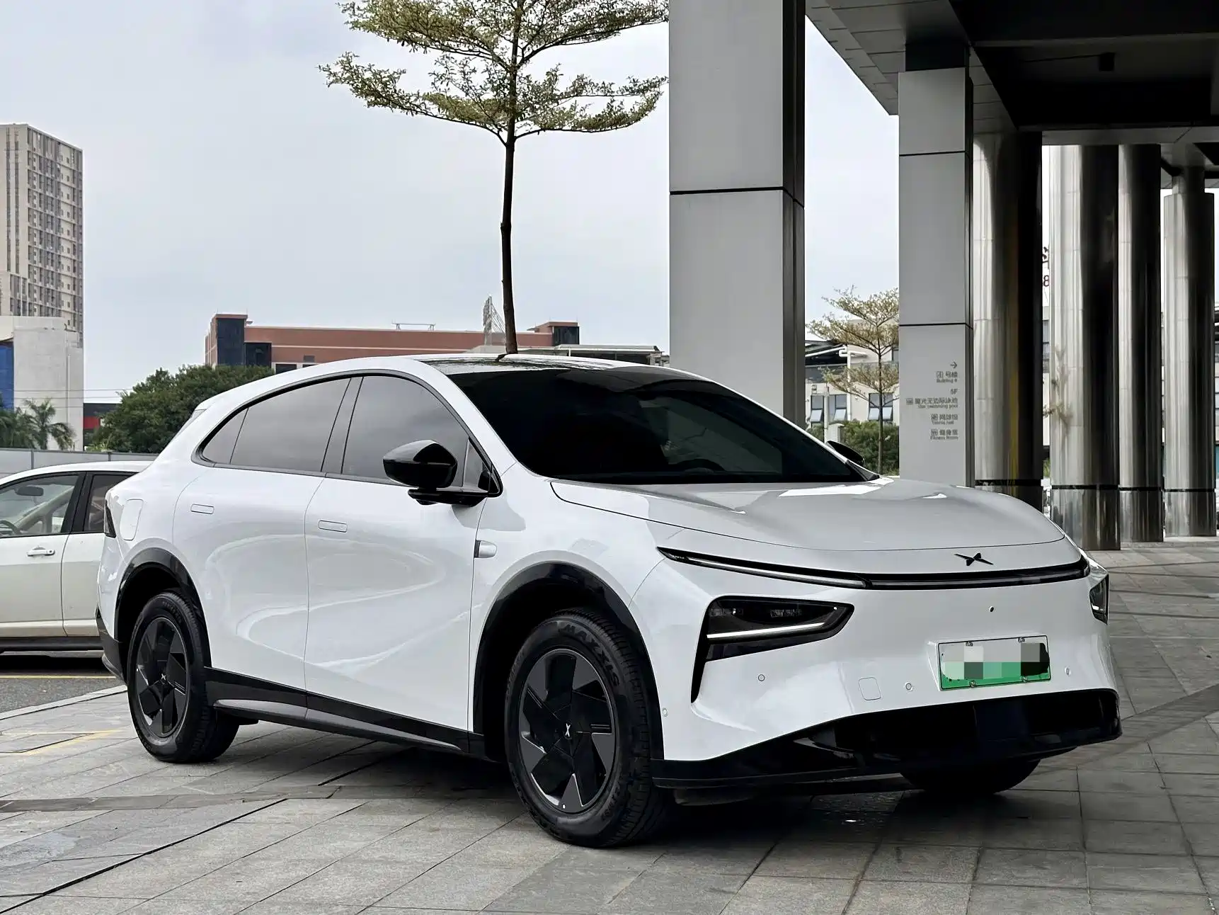 Фото 6 - XPeng G7