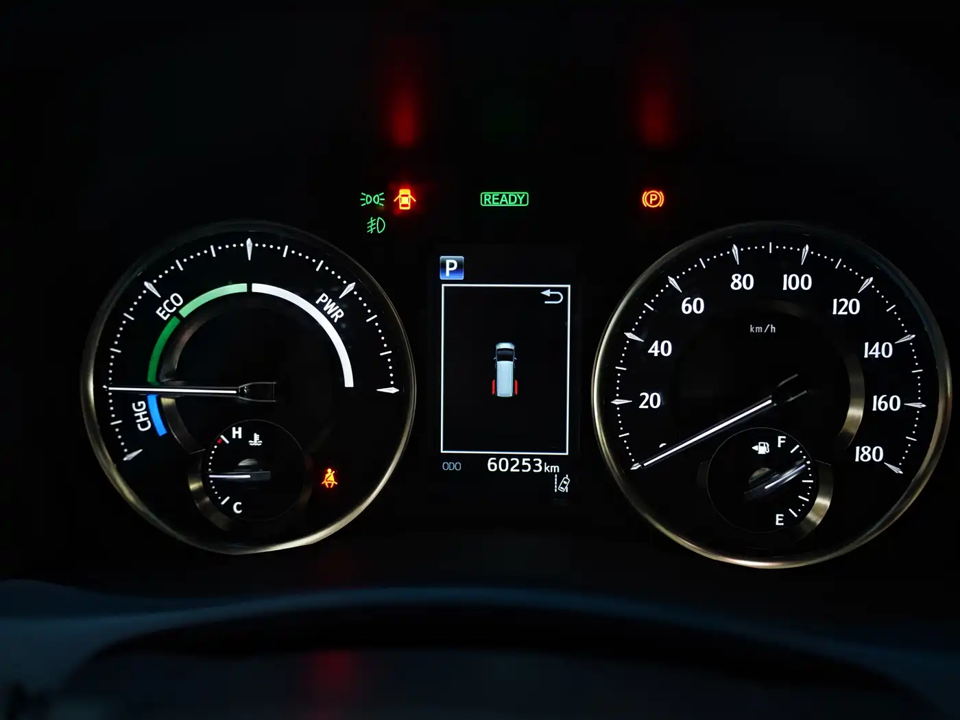 Toyota Vellfire 2020 Twin Engine 2.5L HV Premium Edition фото 7