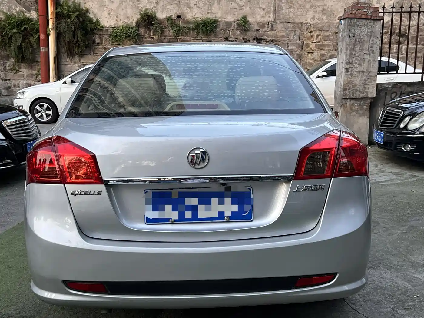 Buick Excelle 2013 1.5L Manual Exclusive фото 11