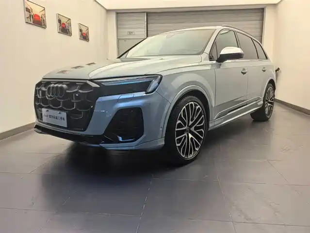 audi sq7