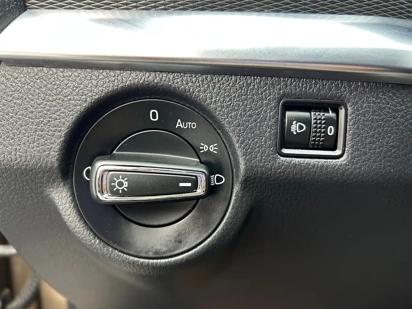 Škoda Kamiq 2023 Facelift 1.5L Auto Comfort Edition фото 11