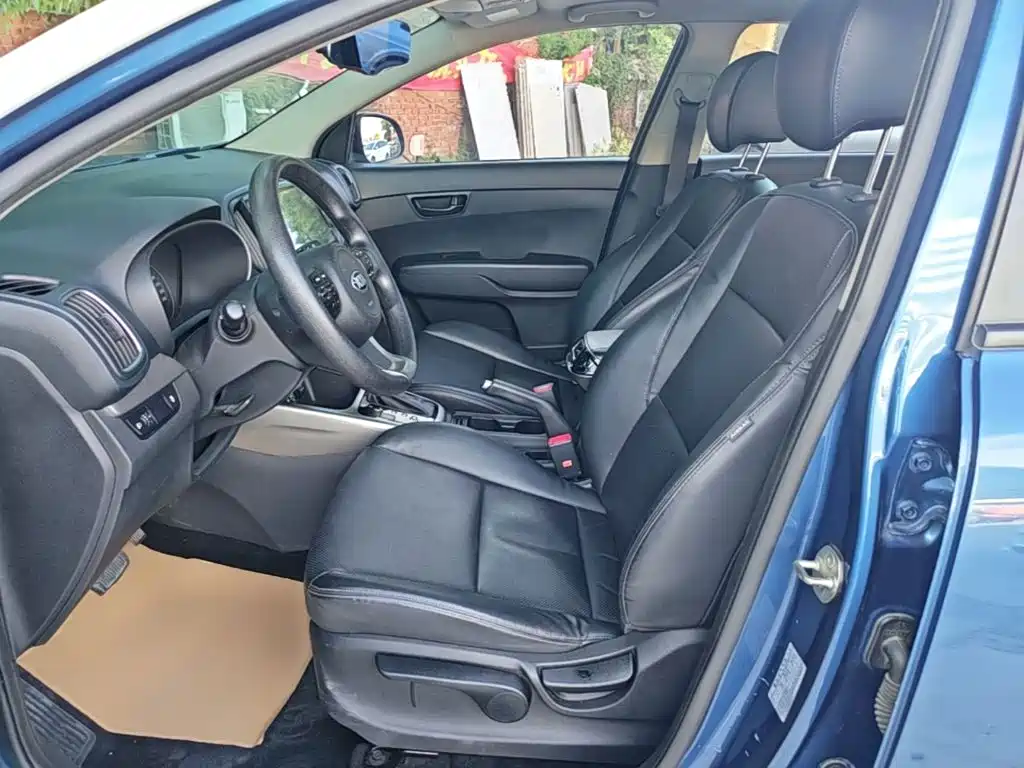 Kia KX3 2016 2017 1.6L Automatic Proud Elegance Edition