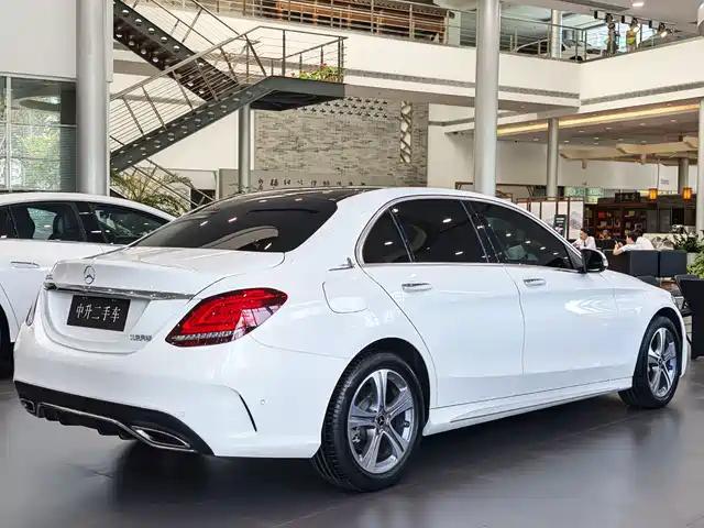 Mercedes-Benz C-Class 2021 C 260 L Sport Edition — фото 4