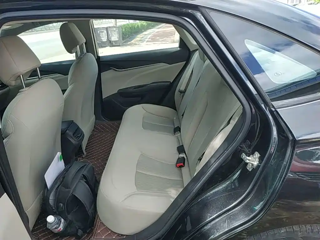 Фото 17 - Buick Excelle