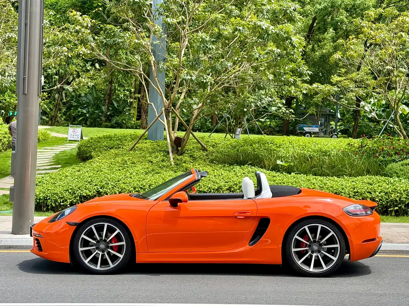 Porsche Boxster 2013 2013 Boxster 2.7L