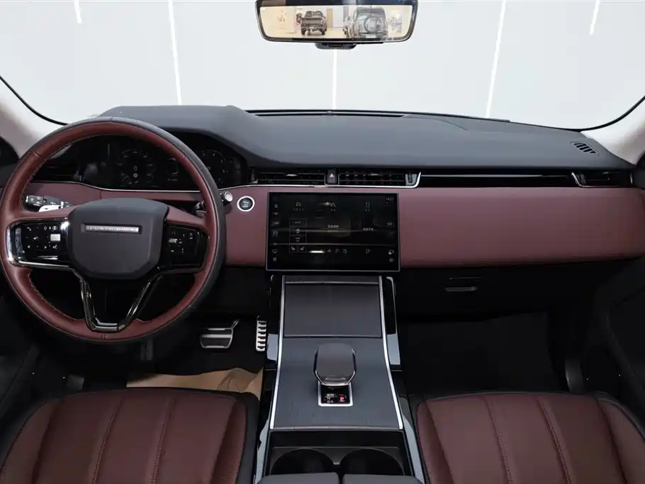 Land Rover Range Rover Evoque 2026 Range Rover Evoque L SE фото 14