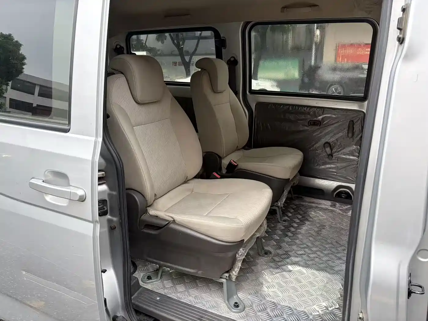 Wuling Motors Wuling Rongguang V 2019 2019 1.5L Standard China VI LAR