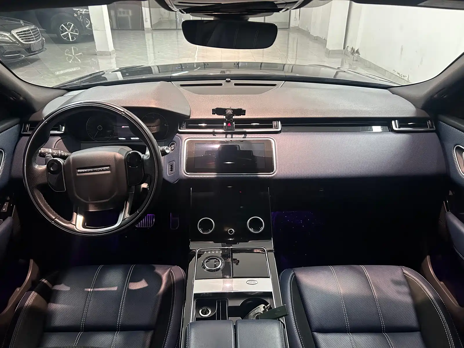 Фото 5 - Land Rover Range Rover Velar