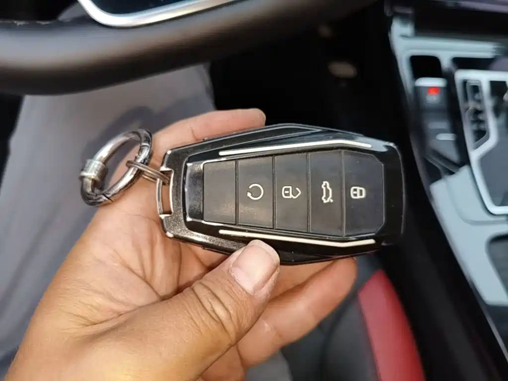 Photo 9 - Geely Emgrand GS