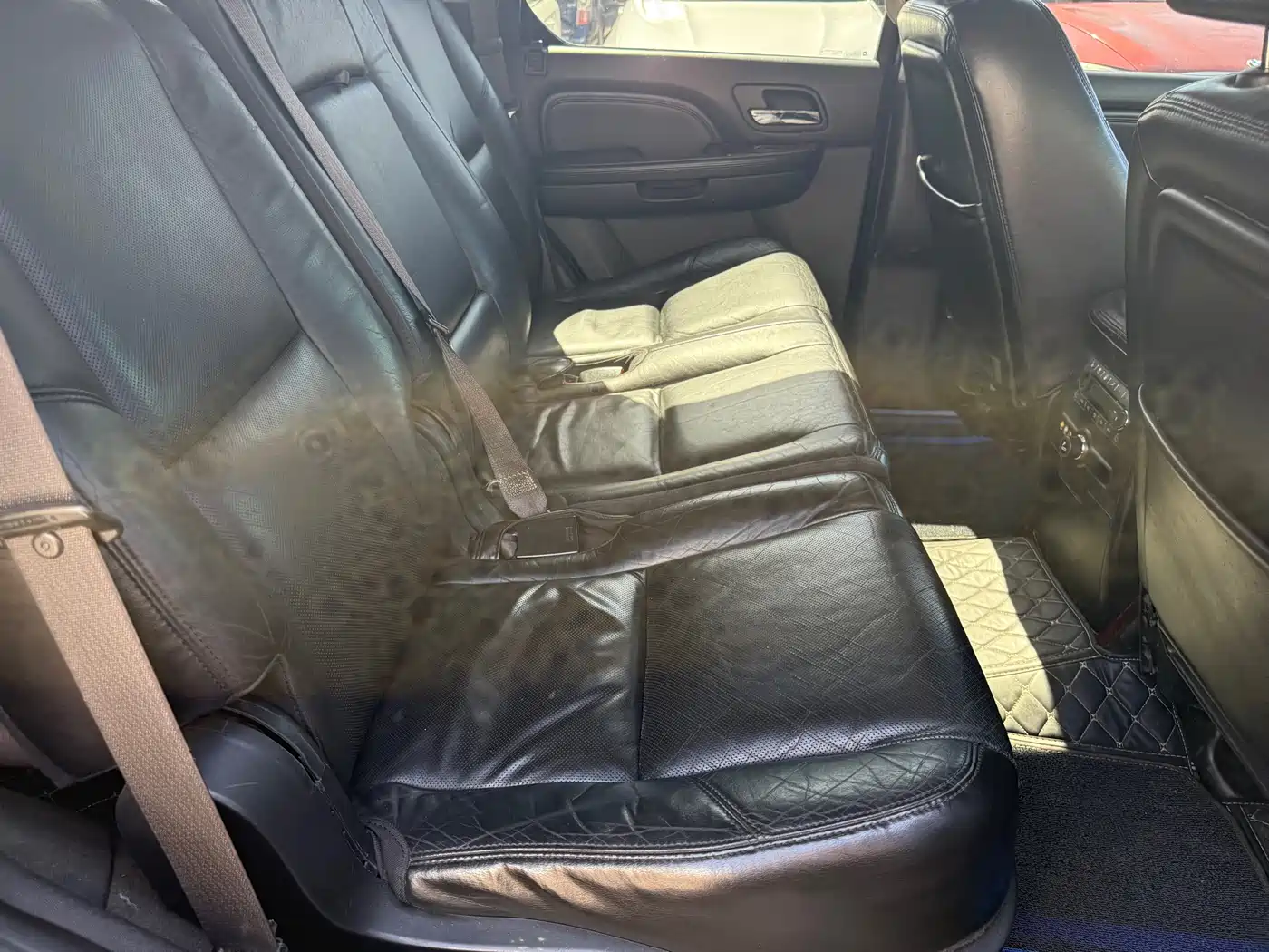Cadillac Escalade 2010 6.0 Hybrid фото 14