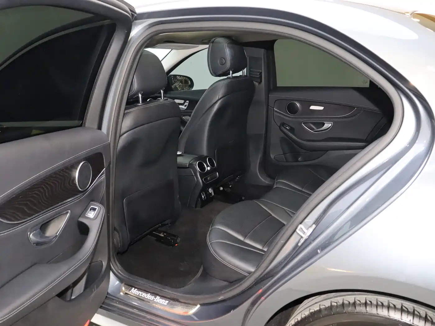 Mercedes-Benz C-Class 2020 C 260 L Sport фото 16