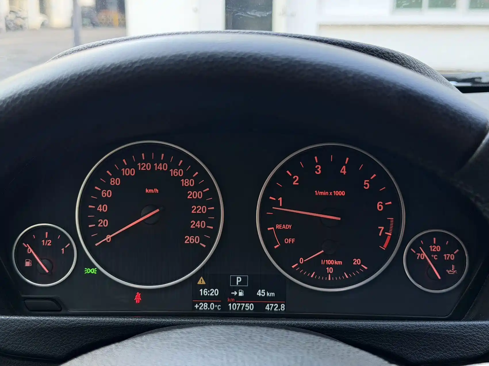 Photo 8 - BMW 3 Series