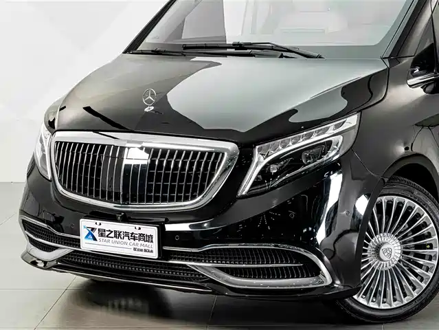 Mercedes-Benz V-Class 2020 V 260 Navigator Edition — фото 2