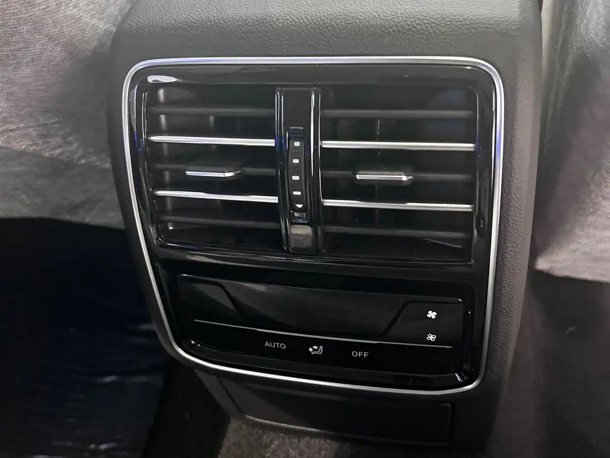 VOLKSWAGEN FAW-CC