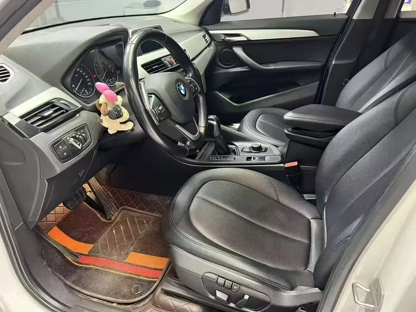BMW X1 2018 sDrive18Li Fashion Model фото 4