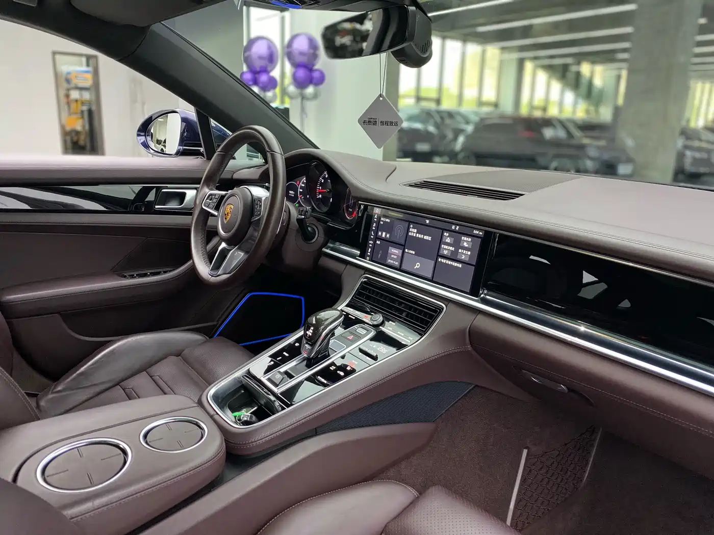 Porsche Panamera 2017 Panamera 4 Executive Long Wheelbase 3.0T фото 9