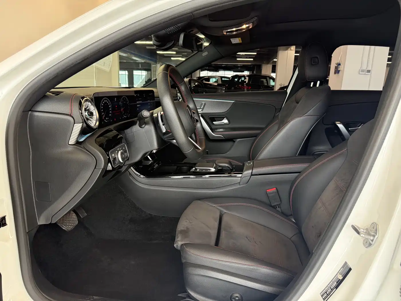 Mercedes-Benz A-Class 2023 A 200 L Fashion фото 7