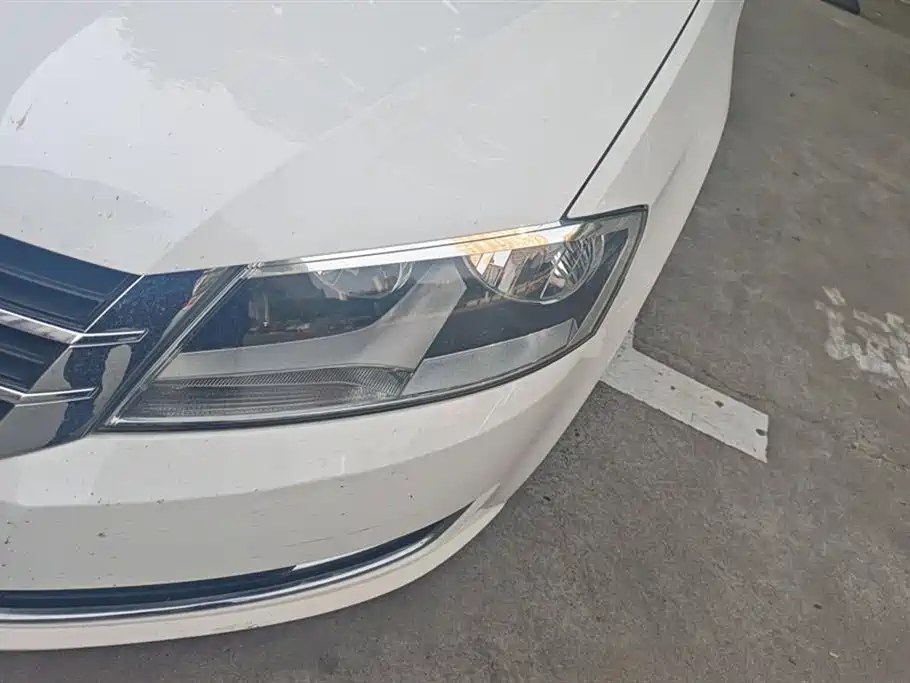 Volkswagen Lavida 2013 1.6L Automatic Comfort Edition фото 5