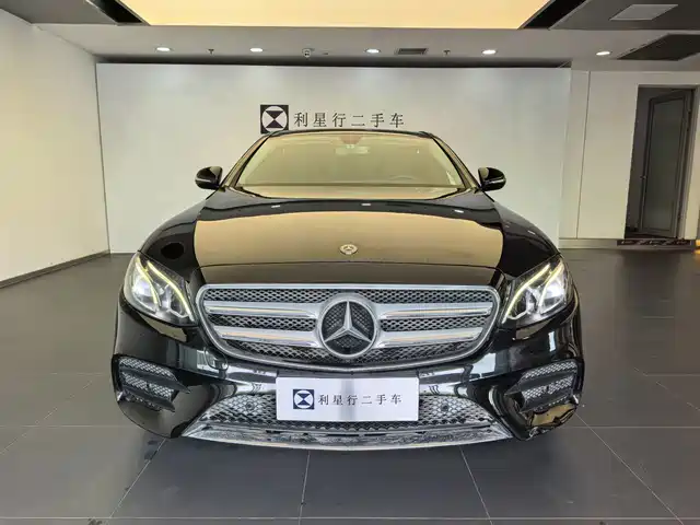 Mercedes-Benz E-Class 2019 E 200 L Sport — фото 3