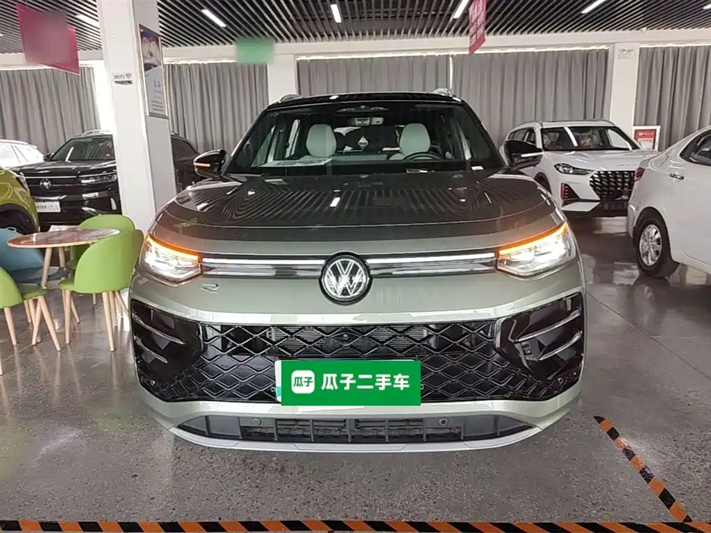 Volkswagen Tayron 2025 Model Tayron L 380TSI 4WD Luxury Easy Package фото 3