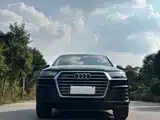 Photo 2 - Audi Q7