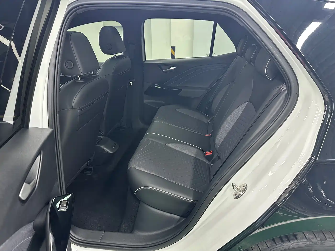 Volkswagen ID.3 2024 Outstanding Edition фото 9