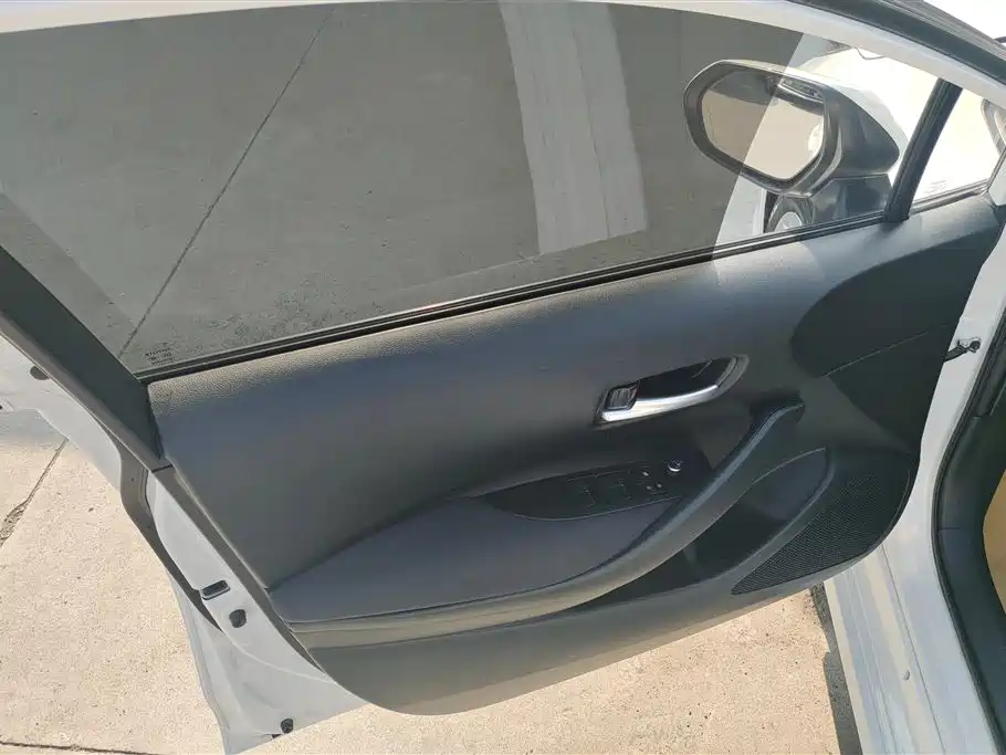 Toyota Corolla 2023 1.2T Elite Edition фото 7