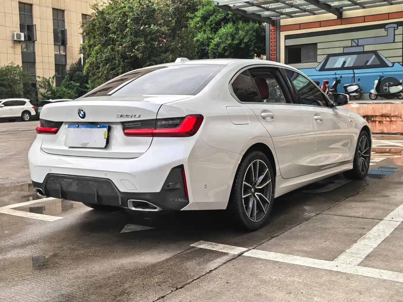 BMW 3 Series 2023 325Li M Sport Package фото 15