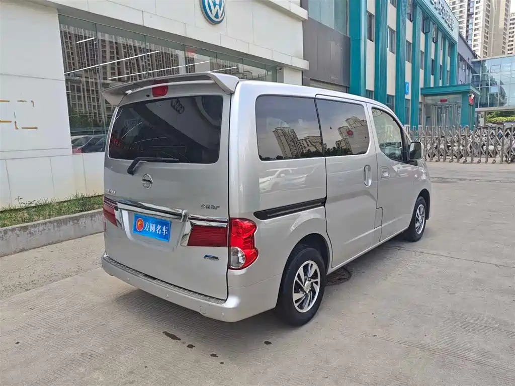 Nissan NV200 2019 2018 1.6L CVT Luxury Model