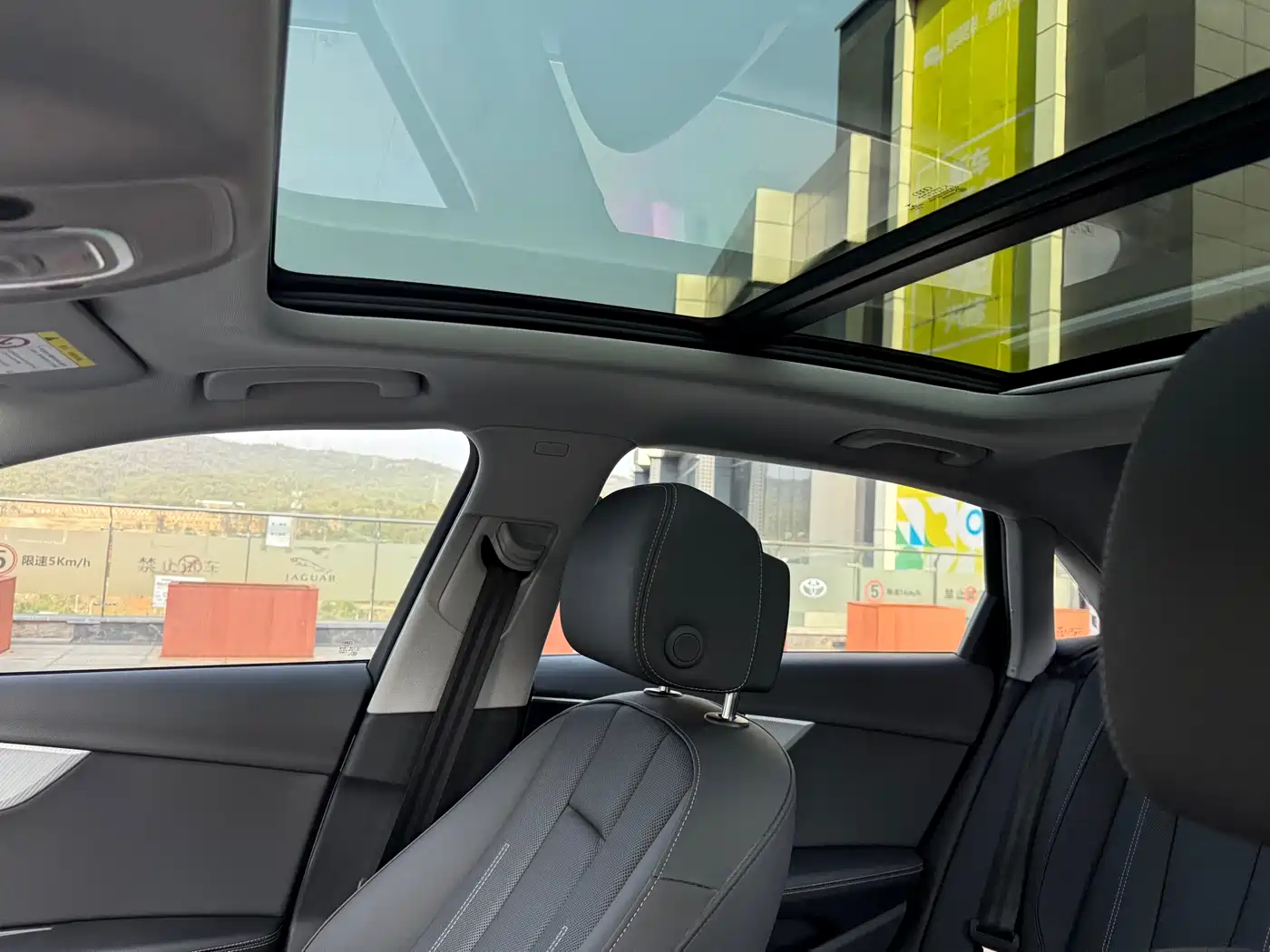 Audi A4L 2020 40 TFSI Fashion Dynamic Edition фото 29