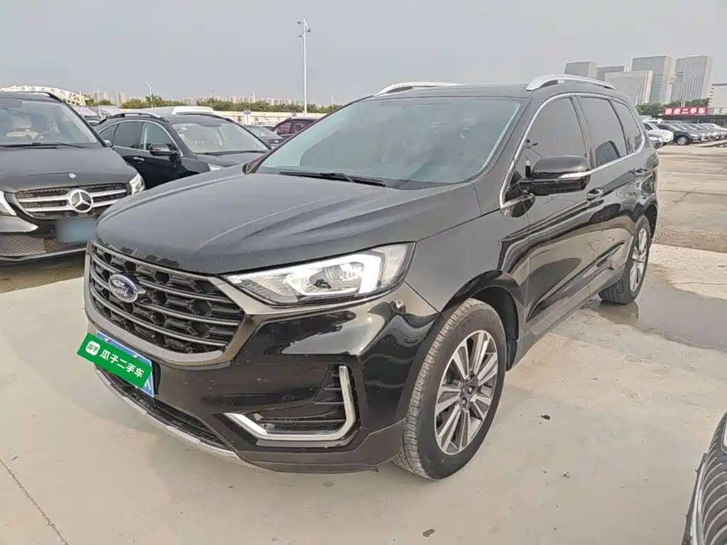 Фото 1 - Ford Edge
