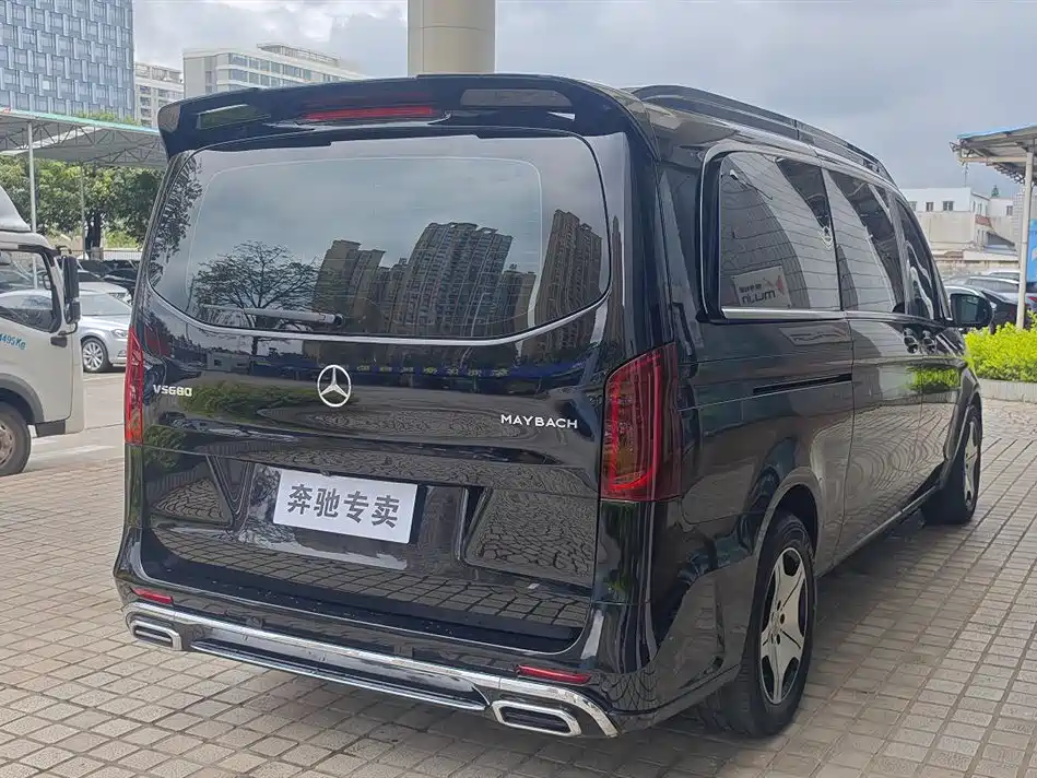 Mercedes-Benz Vito 2024 2.0T Business 7-Seater фото 20