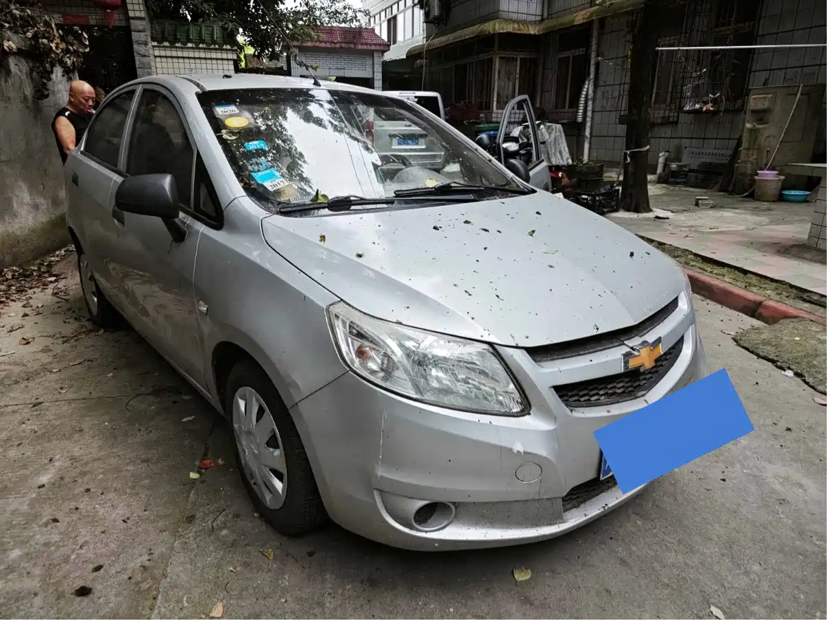 Chevrolet Sail 2011 2010 Sedan 1.2L AMT Ideal Version