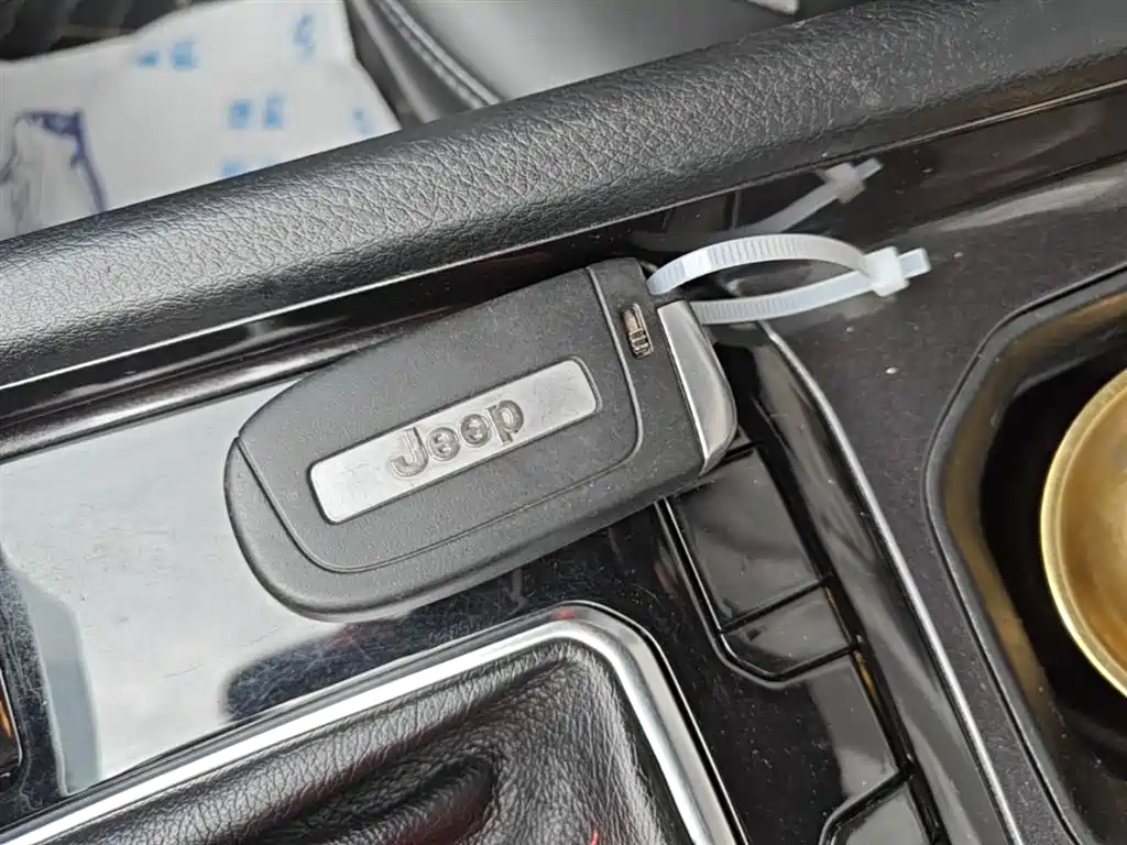 JEEP GUIDE
