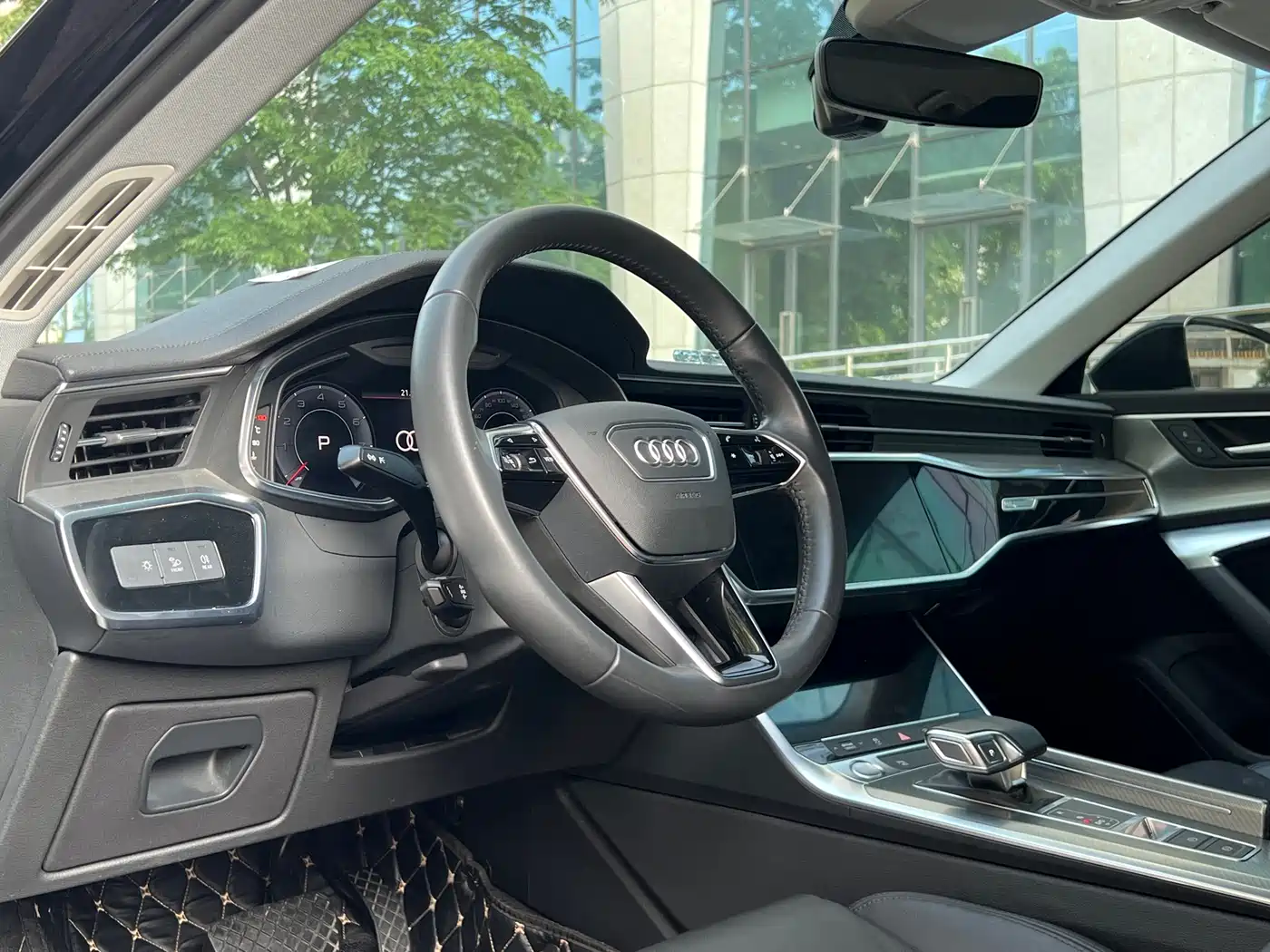 Audi A6L 2020 40 TFSI Luxury Elegance фото 4