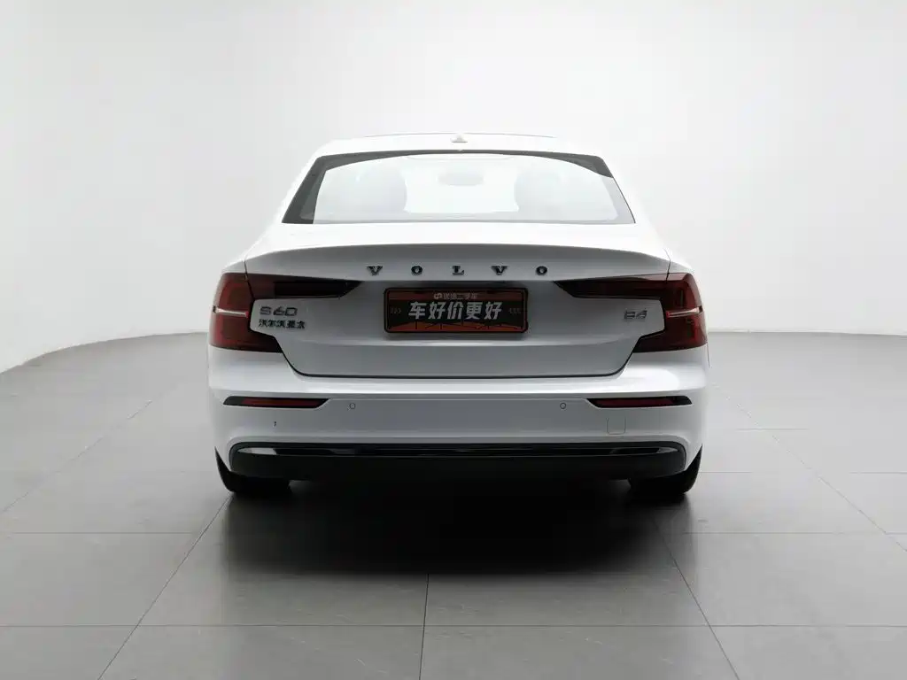 Volvo S60 2024 2024 B4 Inscription Luxury Edition