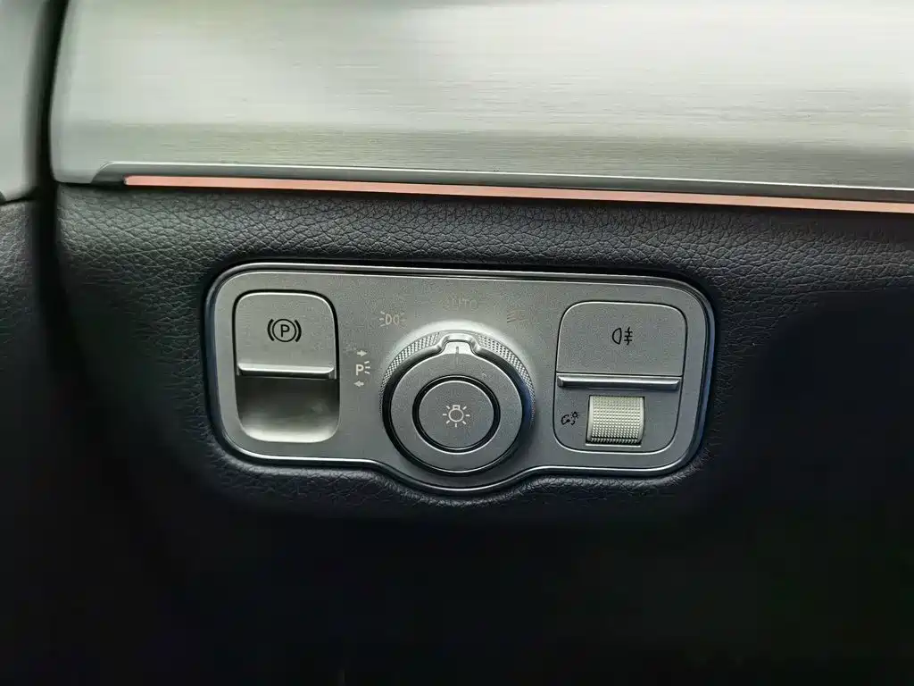Фото 21 - Mercedes-Benz GLE Coupe